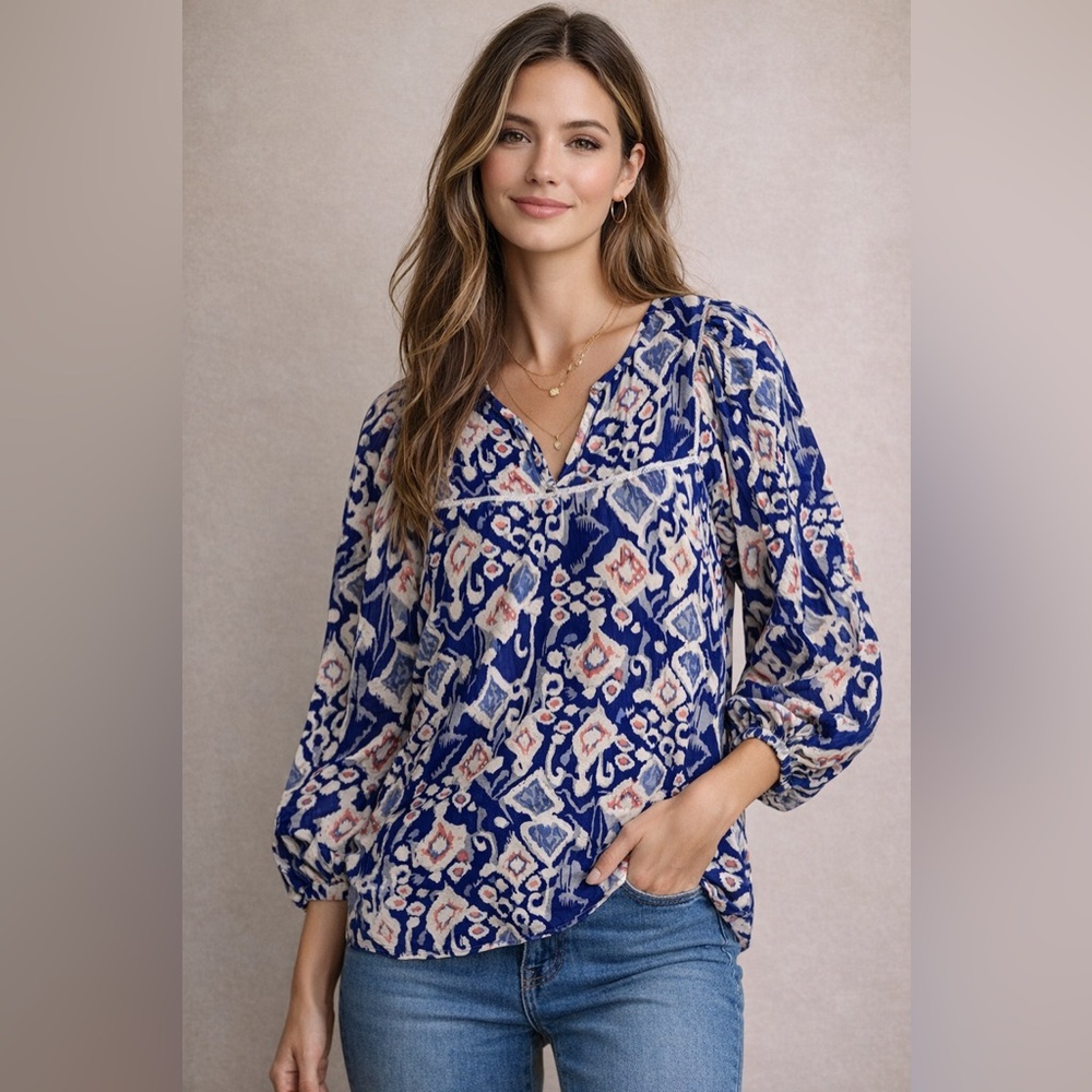 Tucker 100%‎ Silk Blouse Top Size Small Made in USA Office Core Casual